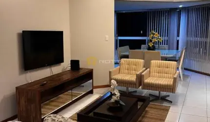 Belo apartamento com 3 quartos e quadra mar na Barra Sul