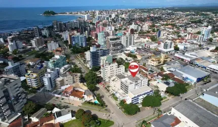 Apartamento Amplo no 4° Andar