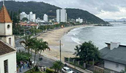 APARTAMENTO MOBILIADO FRENTE MAR EM CABEÇUDAS - ITAJAÍ