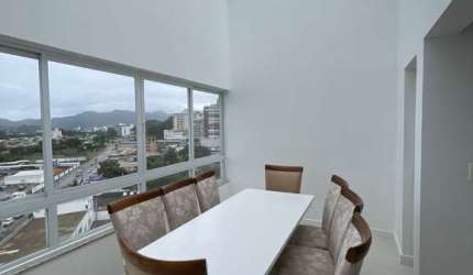 COBERTURA COM 02 SUÍTES PRÓXIMO À BALNEÁRIO CAMBORIÚ