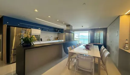 INFINITY COAST - APARTAMENTO DIFERENCIADO 05 DORMITÓRIOS COM VISTA MAR EM BALNEÁRIO CAMBORIÚ