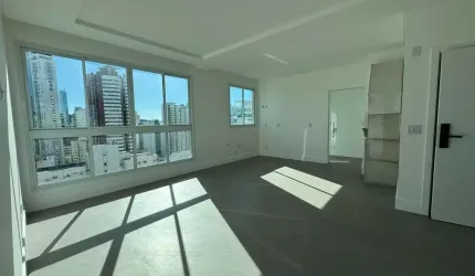 VILLA ALBA - APARTAMENTO COM 04 SUÍTES PRÓXIMO À PRAIA EM BALNEÁRIO CAMBORIÚ