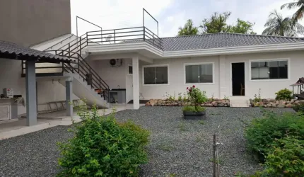 CASA MOBILIADA COM 03 DORMITÓRIOS NO BAIRRO AMÉRICA EM JOINVILLE