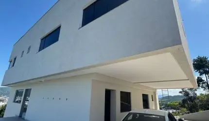 MIRANTE CAMBORIÚ - TRIPLEX COM PISCINA PRIVATIVA EM CAMBORIÚ
