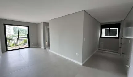 PORTAL DA BRAVA - APARTAMENTO COM 02 DORMITÓRIOS NA PRAIA BRAVA - ITAJAÍ