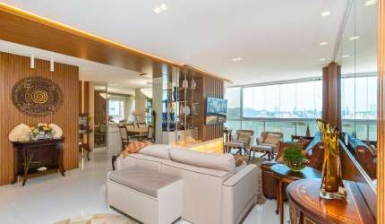 ITALIAN - APARTAMENTO DECORADO COM VISTA MAR EM BALNEÁRIO CAMBORIÚ