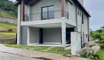 Casa com 4 dormitórios à venda, 272 m² por R$ 3.790.000 - Casa Branca - Itapema/SC