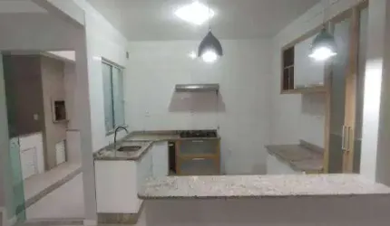 Sobrado com 3 dormitórios para alugar, 125 m² por R$ 5.000,00/mês - Nova Esperança - Balneário Camboriú/SC