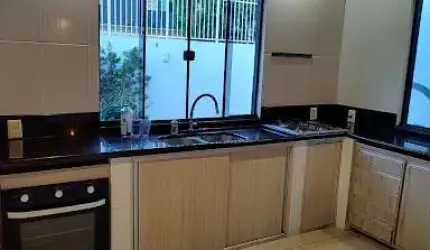 Casa com 3 dormitórios para alugar, 180 m² por R$ 6.900,01/ano - Bairro da Nações - Balneário Camboriú/SC
