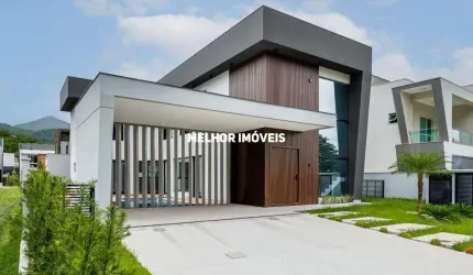 Condomínio Caledônia Private Village - Casa Alto Padrão à Venda com 04 suítes, localizada em Condomínio fechado em Camboriú