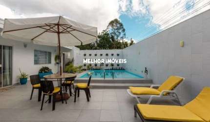 Residencial Ariribá - Casa Alto Padrão a venda em Condominio Fechado com 04 suítes e 03 vagas.