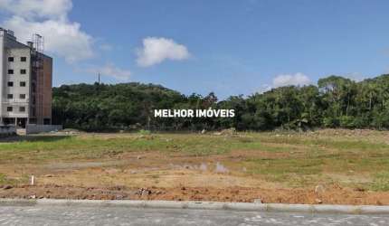 Terreno em  Camboriú com Viabilidade para 192 apartamentos o galpões.