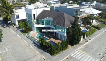 Vivendas do Atlântico - Casa Alto Padrão á venda com 4 suítes com Vista mar localizada na praia do Estaleiro em Balneário Camboriú.
