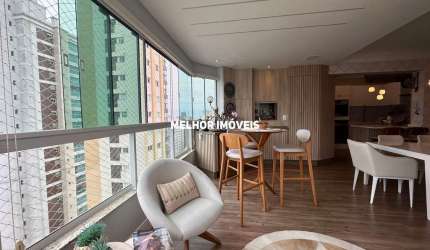 Summerville - Apartamento á venda finamente mobiliado com 3 suítes, 2 vagas no centro Balneário Camboriú