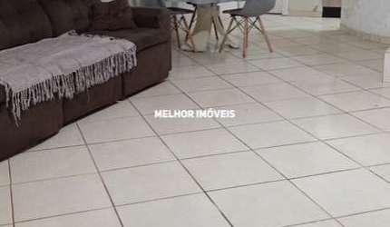 Casa Geminada com 85 m² a venda no Centro de Camboriú.