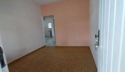 Casa com sobrado 250 metros da praia - Itanhaem