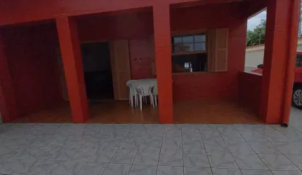 Casa lote inteiro em Itanhaem