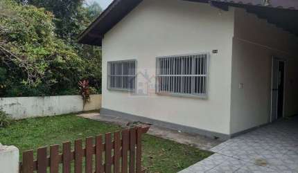 PROMOÇÃO - Casa sozinha no lote a 250 metros da Praia