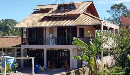 Sobrado com 272,00 m² de R$ 699.000,00 por R$ 650.000,00
