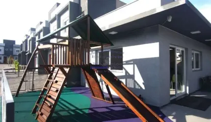 Casa em condomínio à venda em Porto Alegre - Vila Nova: 2 quartos, 1 sala, 2 banheiros, 1 vaga de garagem, 59m² de área.
