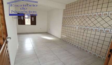 Casa em Condomínio à Venda em Porto Alegre-RS - Bairro Camaquã: 1 Quarto, 1 Sala, 1 Banheiro, 46m² de Área.