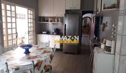 Casa com 3 dormitórios à venda, 700 m² por R$ 450.000,00 - Recanto dos Coqueirais - Taubaté/SP