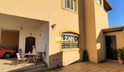Sobrado com 5 dormitórios à venda, 170 m² por R$ 700.000 - Jardim Das Monções - Taubaté/SP