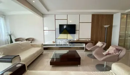 Apartamento quadra mar para locação anual Ed. Unique em Balneário Camboriú
