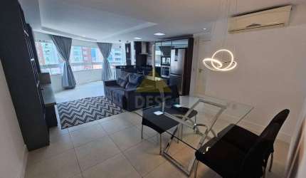 Apartamento mobiliado a venda no Ed. Porto Luna em Balneário Camboriú