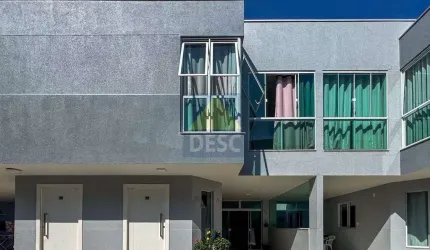 Sobrado com duas suítes à venda na Barra em Balneário Camboriú