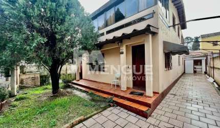 Casa com 2 quartos à venda na Rua Bogotá, 465, Jardim Lindóia, Porto Alegre por R$ 692.000