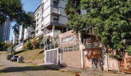 Terreno à venda na Rua Líbano, 111, Higienópolis, Porto Alegre por R$ 1.060.000