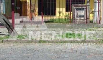 Casa em condomínio fechado com 5 quartos à venda na Avenida Polar, 93, Jardim Floresta, Porto Alegre por R$ 790.000