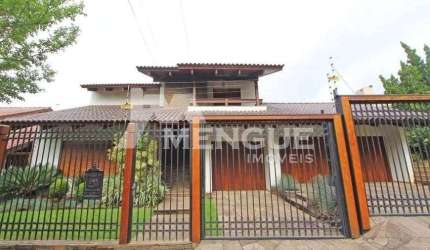 Casa com 3 quartos à venda na Avenida Assis Chateaubriand, 67, São Sebastião, Porto Alegre por R$ 1.800.000