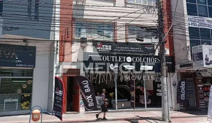 Prédio com 1 sala à venda na Avenida Assis Brasil, 1815, Passo da Areia, Porto Alegre por R$ 1.800.000