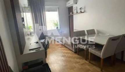 Apartamento com 2 quartos à venda na Rua Adão Baino, 630, Cristo Redentor, Porto Alegre por R$ 390.000