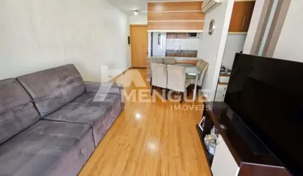 Apartamento com 2 quartos à venda na Avenida Grécia, 1050, Passo da Areia, Porto Alegre por R$ 649.000