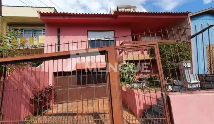 Casa com 3 quartos à venda na Rua Fernando Abbott, 1129, Cristo Redentor, Porto Alegre por R$ 650.000