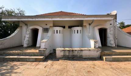 Casa com 4 quartos à venda no Jardim Sumaré, Ribeirão Preto  por R$ 1.800.000