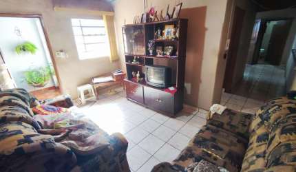 Casa com 2 quartos à venda no Ipiranga, Ribeirão Preto  por R$ 170.000