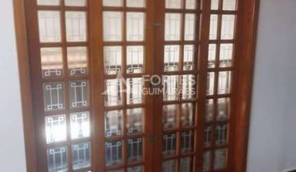 Casa com 6 quartos à venda na Vila Tibério, Ribeirão Preto  por R$ 390.000