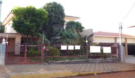 Casa com 4 quartos à venda no Jardim Sumaré, Ribeirão Preto  por R$ 850.000