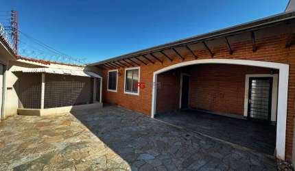 Casa com 3 quartos à venda no Presidente Médici, Ribeirão Preto  por R$ 470.000