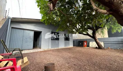- Duas casas no terreno para venda no Jardim Panorama, Toledo - PR