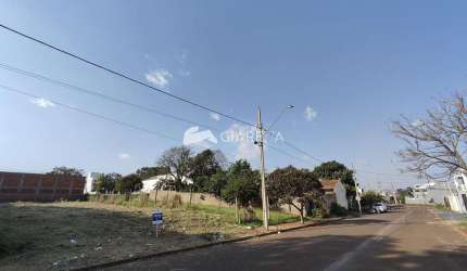 Terreno para venda com amplo espaço do JARDIM PANCERA em TOLEDO-PR