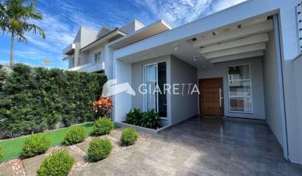 Casa com excelente localização à venda, JARDIM GISELA, TOLEDO - PR