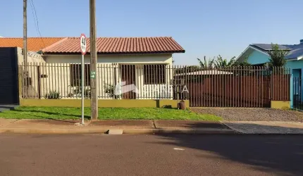 Excelente opção de casa para locação no JARDIM PANORAMA, TOLEDO - PR