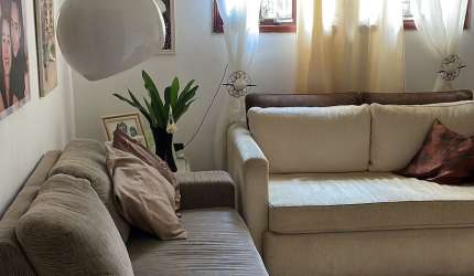 Casa térrea 2 dormitórios em ótima localização