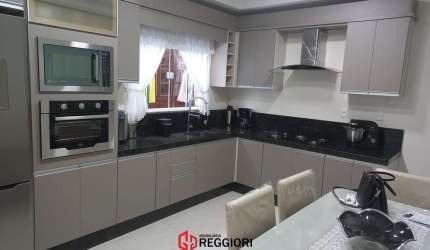 SOBRADO 4 DORM SENDO 1 SUÍTE 2 VAGAS CAMBORIÚ