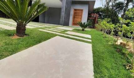 CASA NOVA 3 SUÍTES CONDOMÍNIO TAQUARAS BC